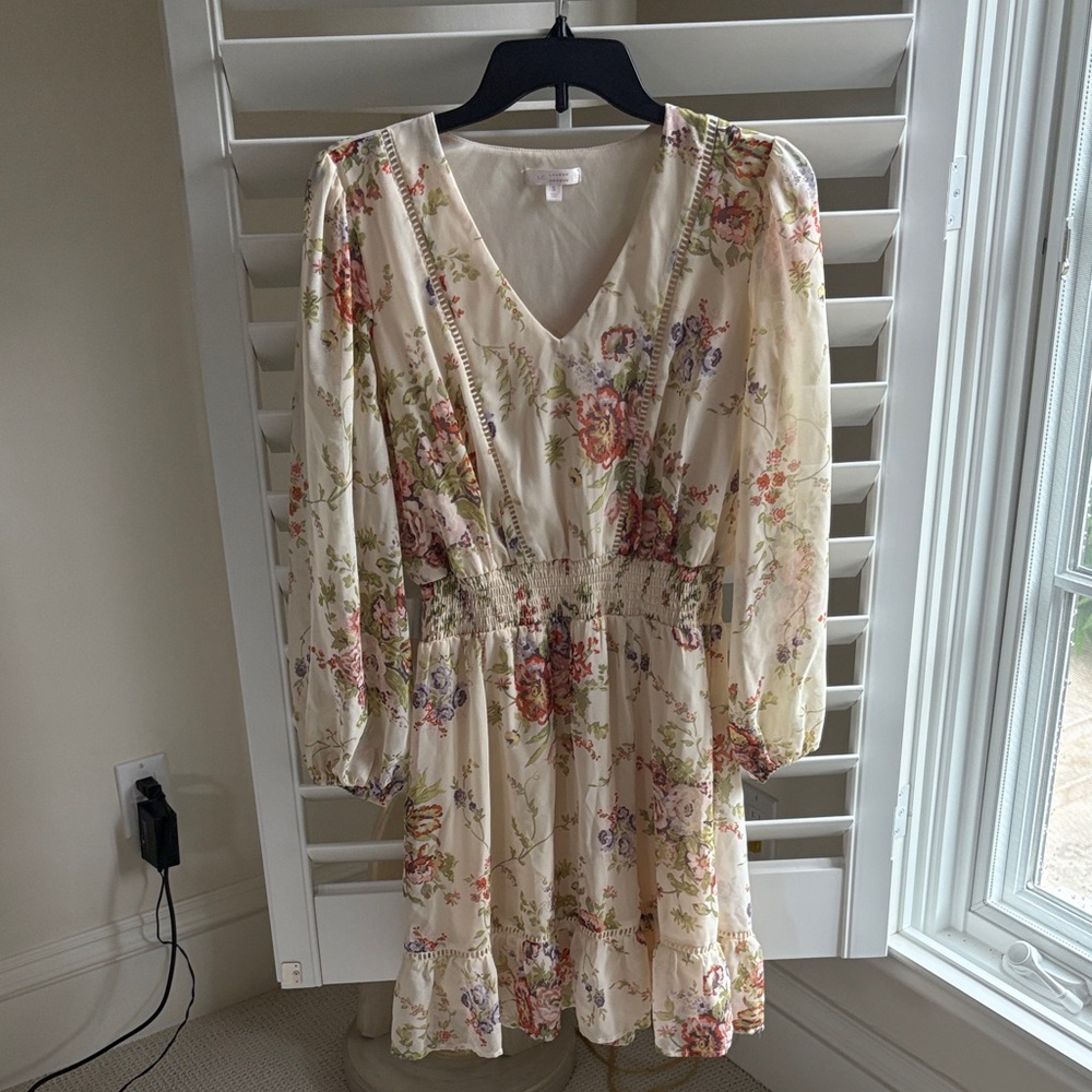 LC Lauren Conrad Cream Floral Long Sleeve Dress